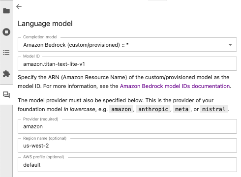 Jupyter AI 聊天面板的截图，显示了使用 model id 选择基础模型。